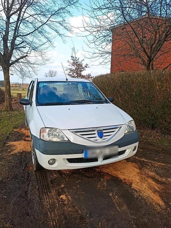 Usata Dacia Logan 75 CV (55 kW) 2006 Bianco Berlina