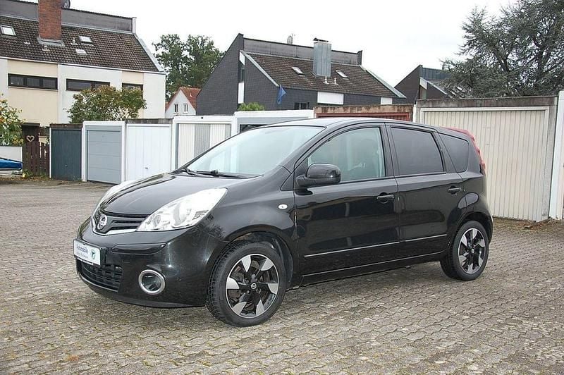 Schwarz Gebraucht 2013 Nissan Note I-Way Van / Kleinbus | 7.980 € (Fairer Preis) - Bild 1/4