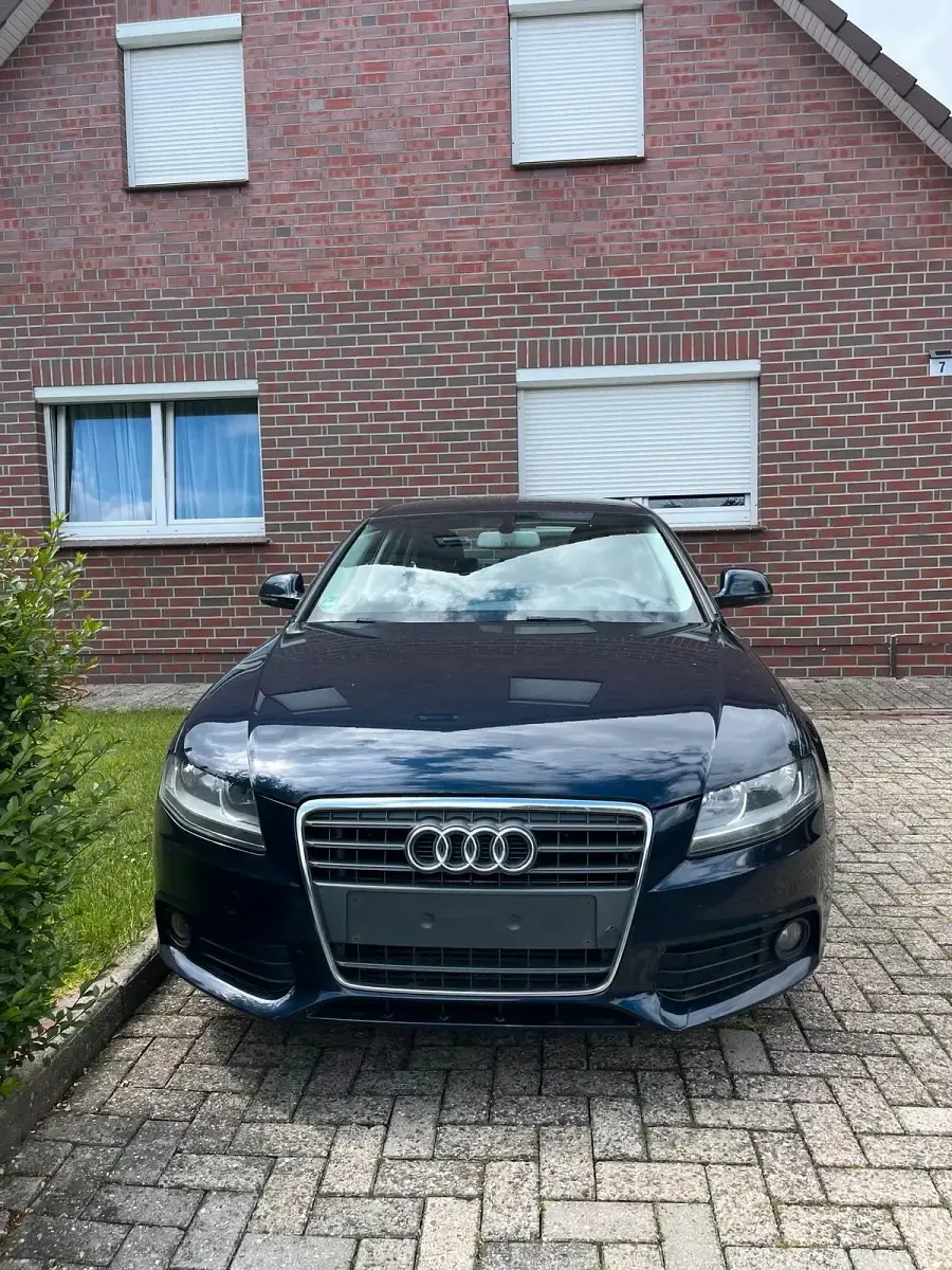 Gebraucht Audi A4 160 PS (117 kW) 2008 Blau Limousine