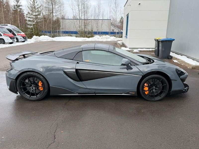 Gebraucht McLaren 600LT Spider 600 PS (441 kW) 2019 Grau Cabrio