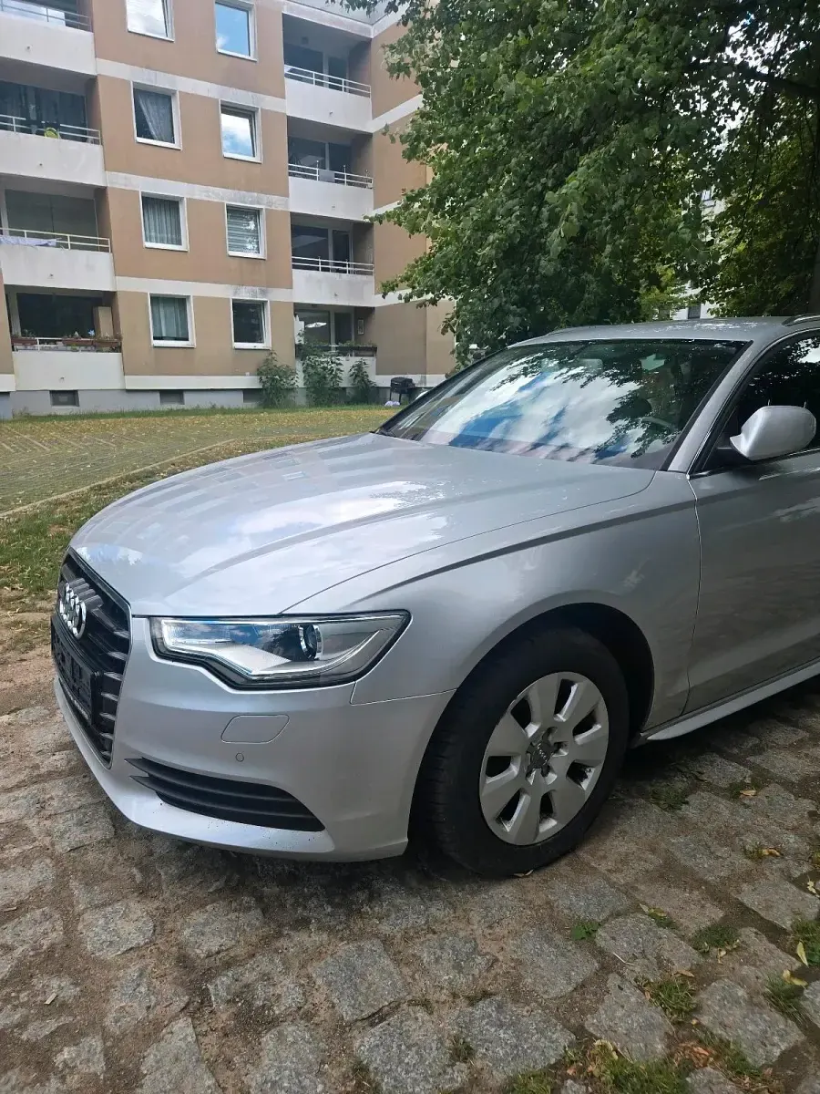 Gebraucht Audi A6 205 PS (150 kW) 2012 Silber Kombi