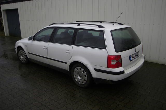 Gebraucht VW Passat 116 PS (85 kW) 2001 Weiß Kombi