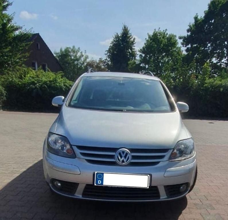 Silber Gebraucht 2008 VW Golf Plus Comfortline Van / Kleinbus | 2.350 € (Fairer Preis) - Bild 1/4