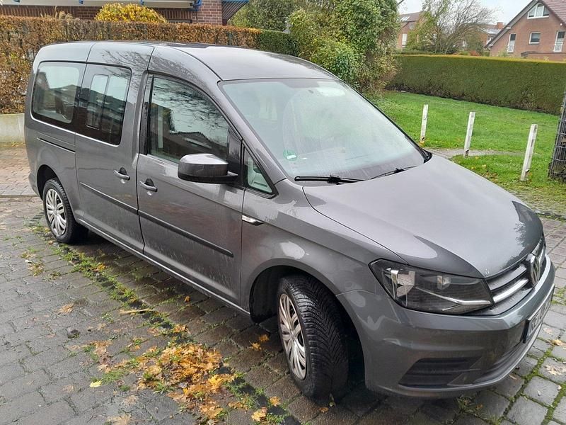 Grau Gebraucht 2016 VW Caddy Van / Kleinbus | 14.500 € - Bild 1/1