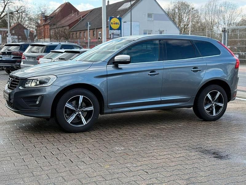 Gebraucht Volvo XC60 R-Design 190 PS (139 kW) 2017 Osmium grey / metallic SUV