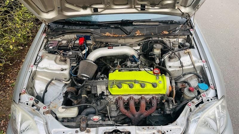 Gebraucht Honda Civic 120 PS (88 kW) 2000 Silber Kleinwagen