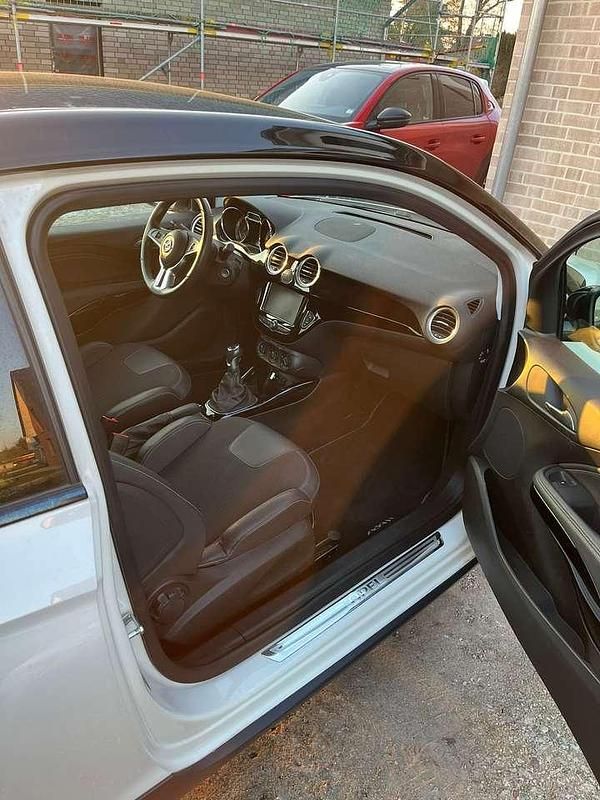 Gebraucht Opel Adam Rocks 101 PS (74 kW) 2019 Weiß Kleinwagen