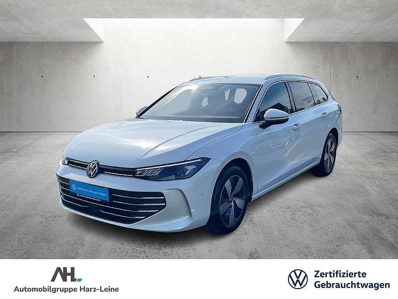 Weiß Gebraucht 2024 VW Passat Business Kombi | 32.870 € (Superpreis) - Bild 1/3