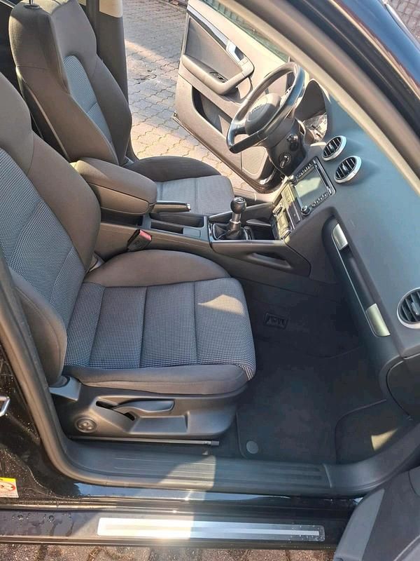 Gebraucht Audi A3 125 PS (91 kW) 2009 Schwarz Kleinwagen