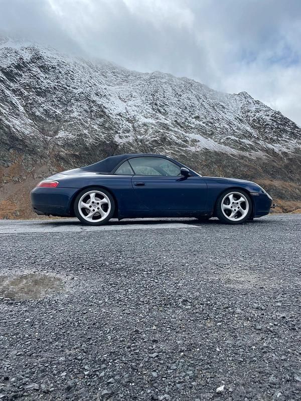 Blau Gebraucht 2000 Porsche 996 Cabrio | 25.950 € (Teuer) - Bild 1/4