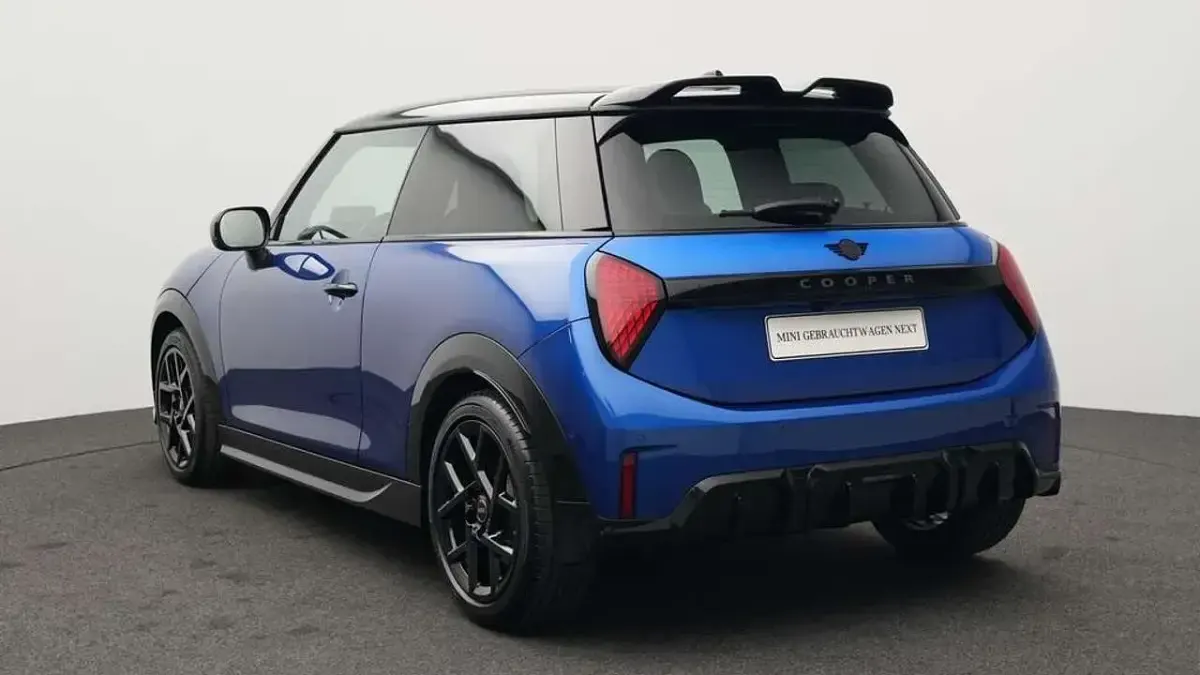 Gebraucht Mini John Cooper Works 156 PS (114 kW) 2025 Blau Kleinwagen