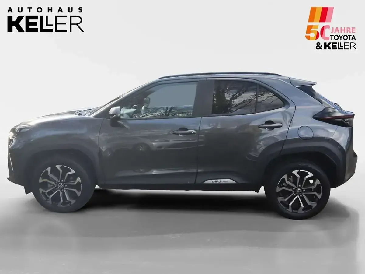 Gebraucht Toyota Yaris Cross 131 PS (96 kW) 2025 Grau SUV