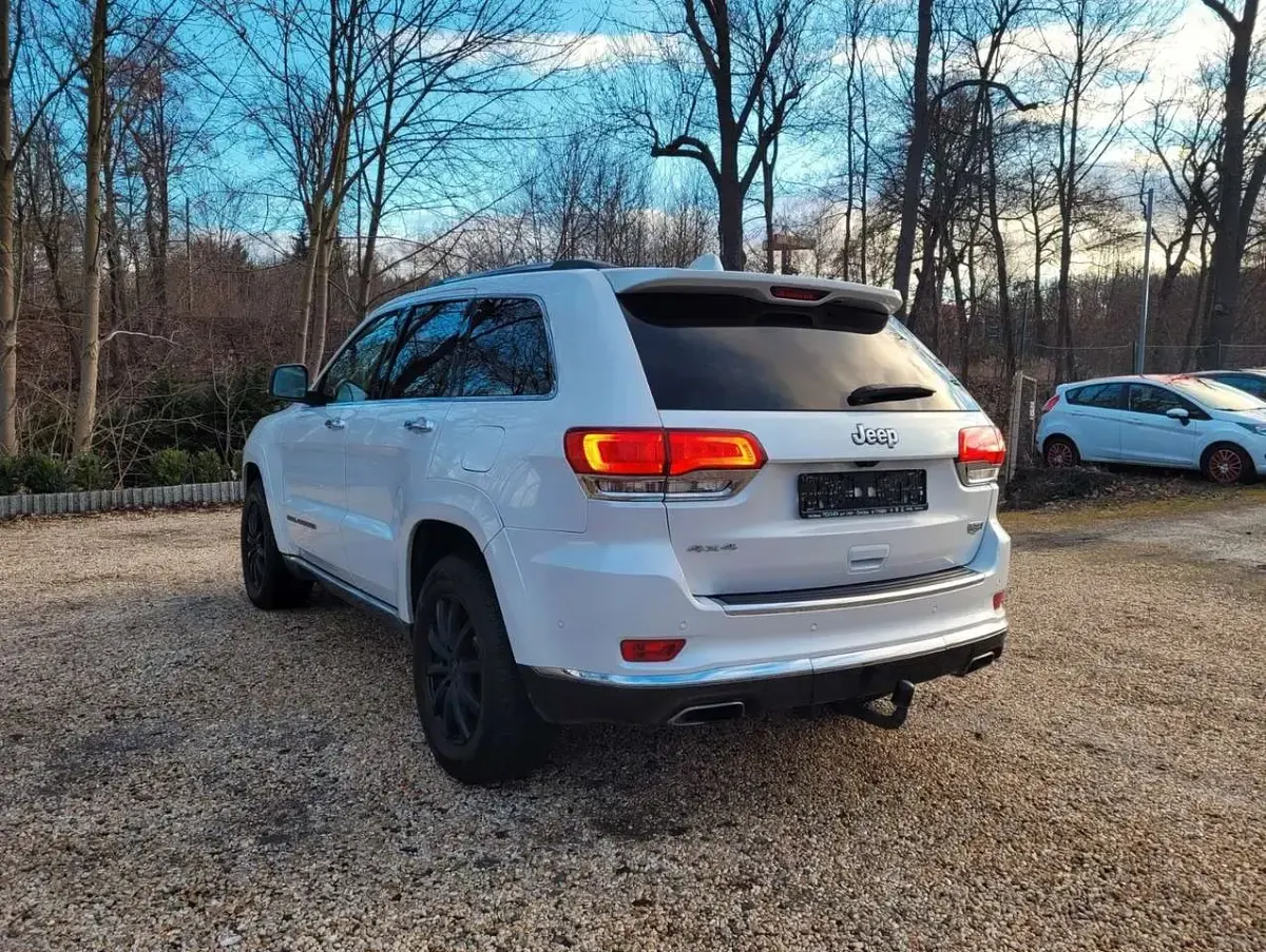 Gebraucht Jeep Grand Cherokee Summit 250 PS (183 kW) 2018 Weiß SUV