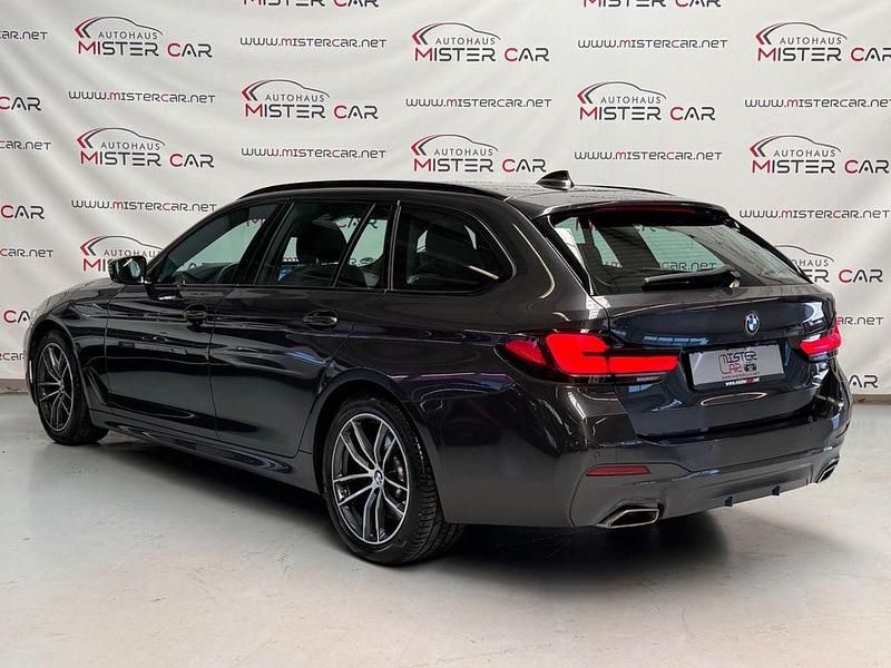 Gebraucht BMW 540 M Sport 333 PS (244 kW) 2022 Grau Limousine