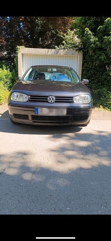 Schwarz Gebraucht 2003 VW Golf IV Pacific Limousine | 1.400 € (Fairer Preis) - Bild 1/4