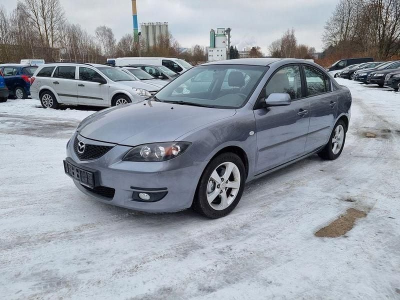 Grau Gebraucht 2004 Mazda 3 Comfort Limousine | 2.490 € (Guter Preis) - Bild 1/4