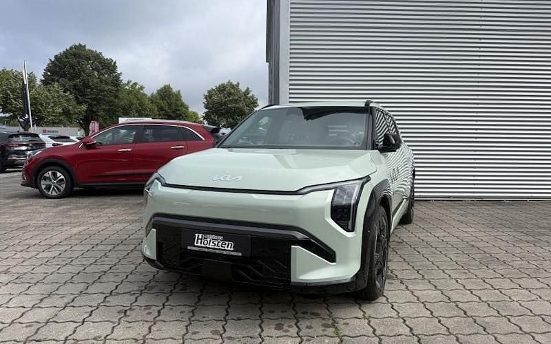 Grün Gebraucht 2024 Kia EV3 4 SUV | 42.500 € (Fairer Preis) - Bild 1/4