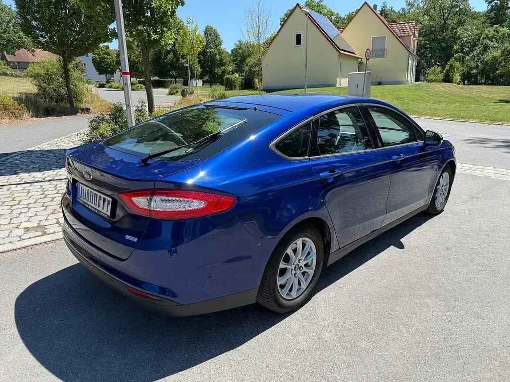 Gebraucht Ford Mondeo Business Edition 120 PS (88 kW) 2018 Blau Limousine
