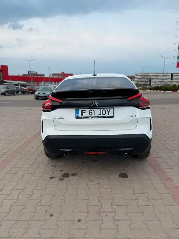 Gebraucht Citroën C4 PureTech 131 PS (96 kW) 2022 Weiß Limousine