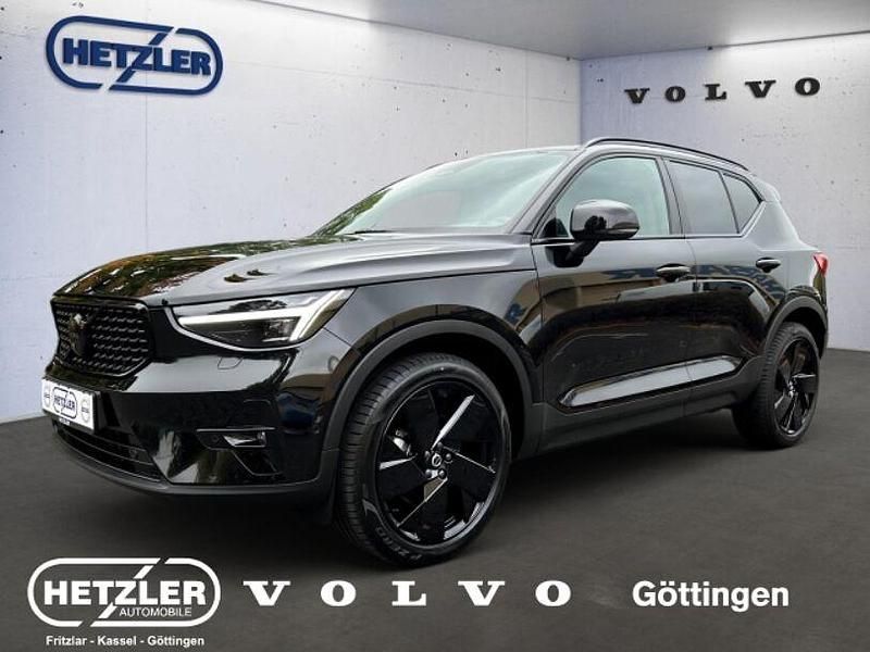 Schwarz Gebraucht 2025 Volvo XC40 Plus SUV | 41.350 € (Etwas zu teuer) - Bild 1/4