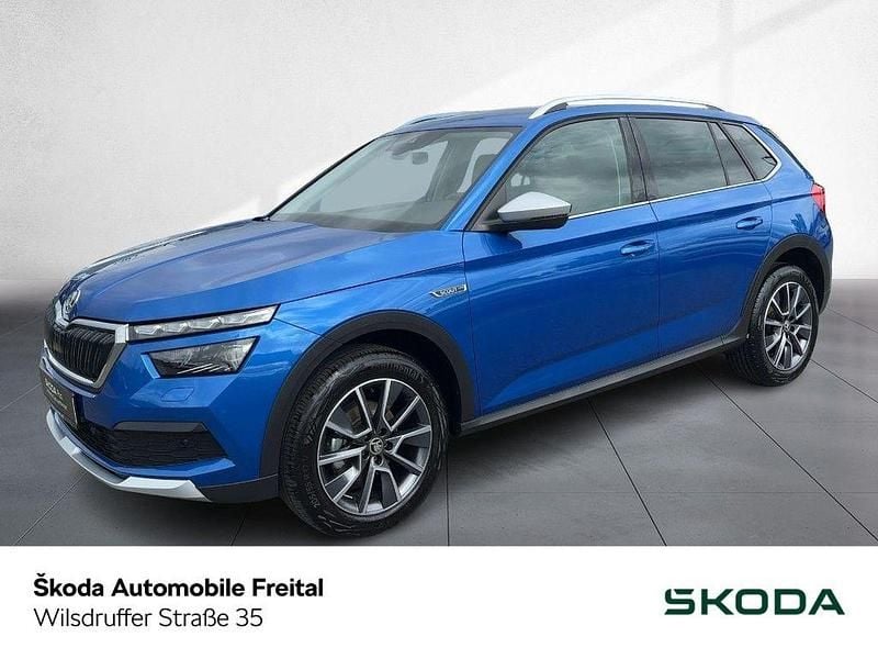 Blau Gebraucht 2023 Skoda Kamiq ScoutLine SUV | 22.980 € (Fairer Preis) - Bild 1/4