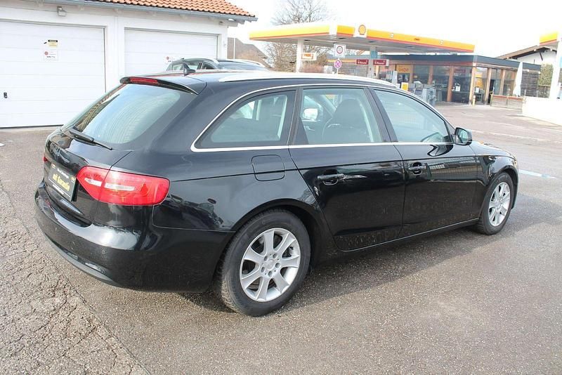 Gebraucht Audi A4 Ambition 150 PS (110 kW) 2013 Phantomschwarz perleffekt Kombi
