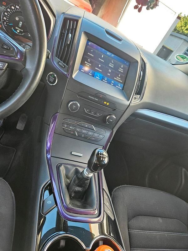 Gebraucht Ford Galaxy Titanium 160 PS (117 kW) 2019 Schwarz Van / Kleinbus