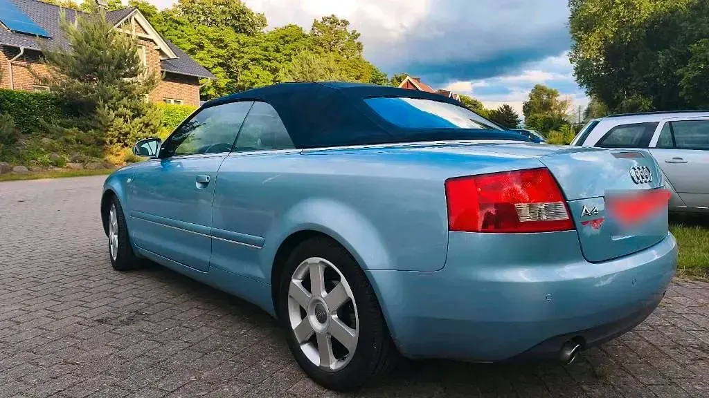 Gebraucht Audi A4 Cabriolet 177 PS (130 kW) 2003 Blau Cabrio
