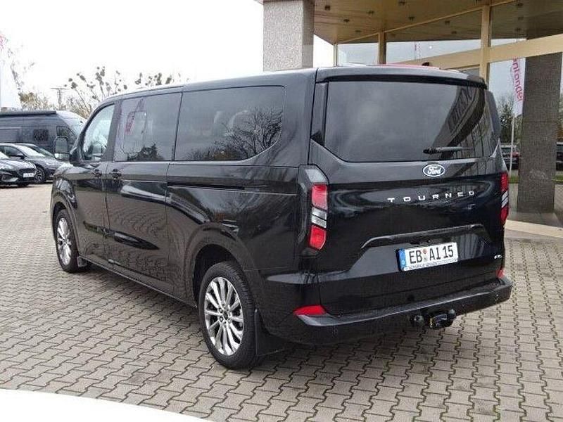 Gebraucht Ford Tourneo Custom Titanium 169 PS (124 kW) 2024 Andere Van