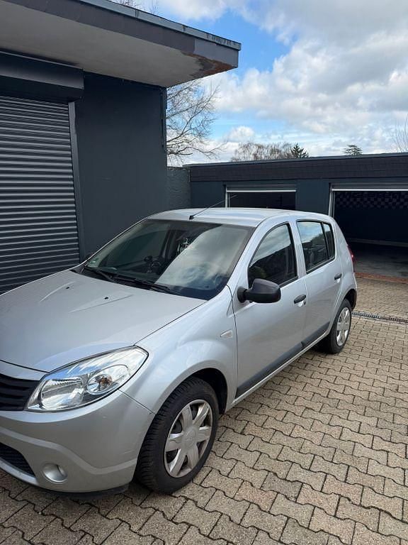 Gebraucht Dacia Sandero Stepway 87 PS (63 kW) 2010 Silber Limousine