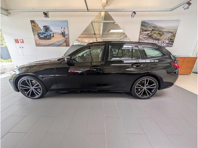 Gebraucht BMW 320 Sport Line 190 PS (139 kW) 2020 Schwarz ii Kombi