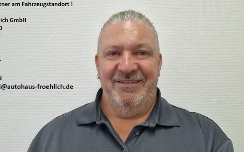 Gebraucht Peugeot e-208 Active 100 kW (136 PS) 2021 Lackierung vertigoblau Kleinwagen