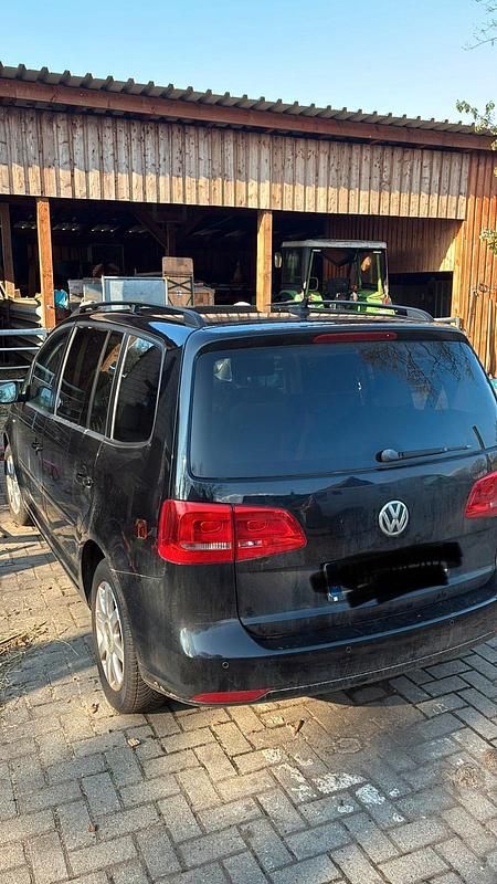 Gebraucht VW Touran Match 105 PS (77 kW) 2013 Schwarz Van / Kleinbus