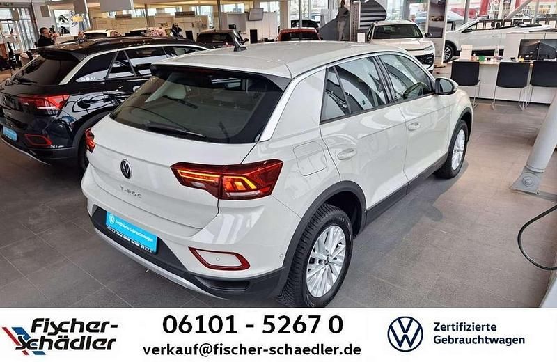Gebraucht VW T-Roc Basis 110 PS (80 kW) 2022 Ascotgrau SUV