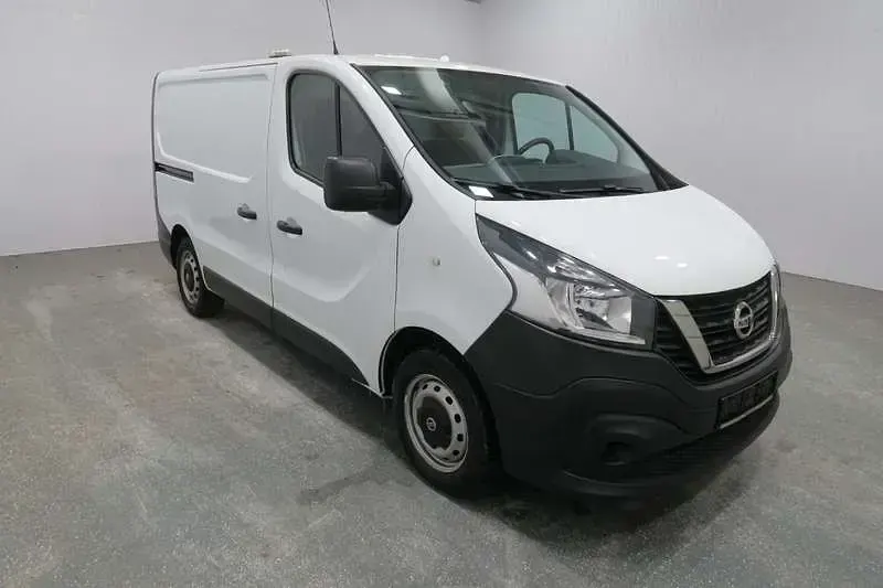 Gebraucht Nissan NV300 S 121 PS (88 kW) 2017 Weiß Van