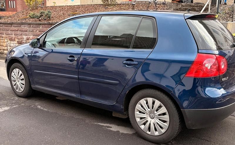 Gebraucht VW Golf V 80 PS (58 kW) 2007 Blau Limousine