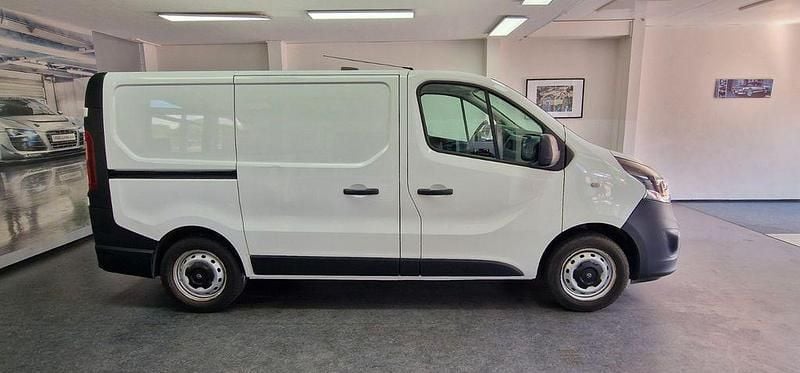 Weiß Gebraucht 2019 Opel Vivaro Van | 11.900 € (Superpreis) - Bild 1/4