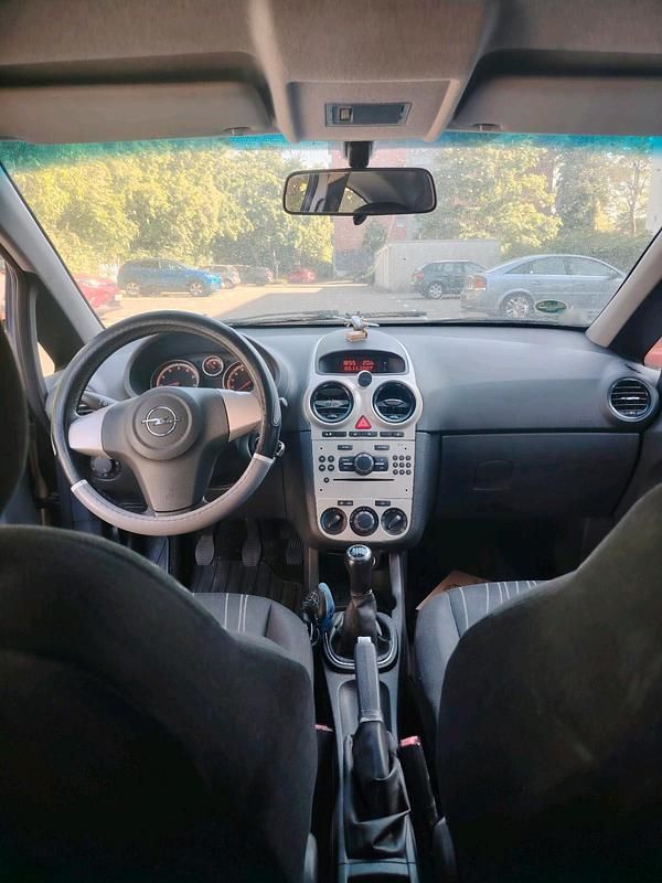 Gebraucht Opel Corsa 80 PS (58 kW) 2007 Schwarz Kleinwagen