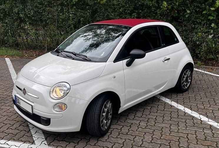 Weiß Gebraucht 2011 Fiat 500C Pop Cabrio | 4.900 € (Fairer Preis) - Bild 1/4