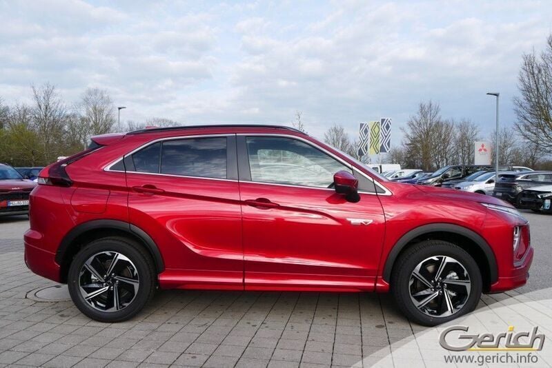 Gebraucht Mitsubishi Eclipse Cross Select 188 PS (138 kW) 2024 Dynamicrot premium metallic SUV