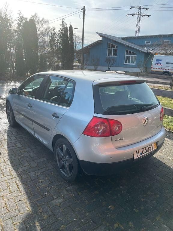 Gebraucht VW Golf IV 116 PS (85 kW) 2004 Silber Limousine