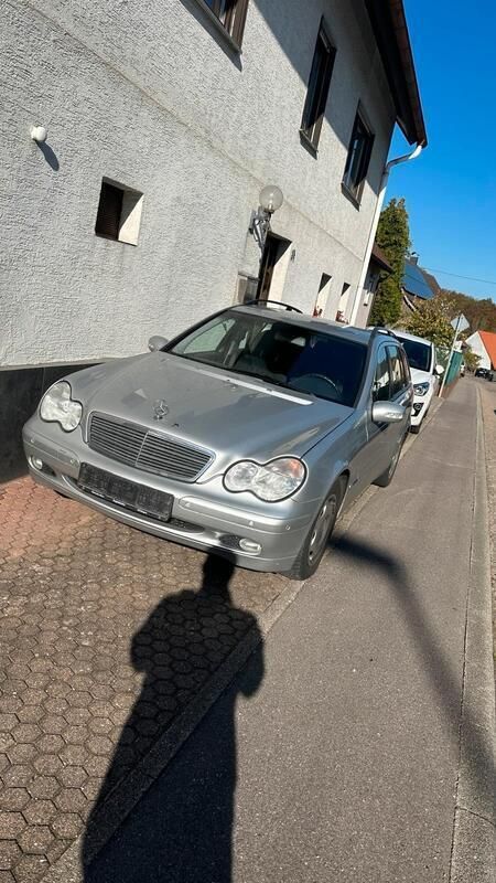 Gebraucht 2003 Mercedes C200 Kombi | 950 € (Superpreis) - Bild 1/4