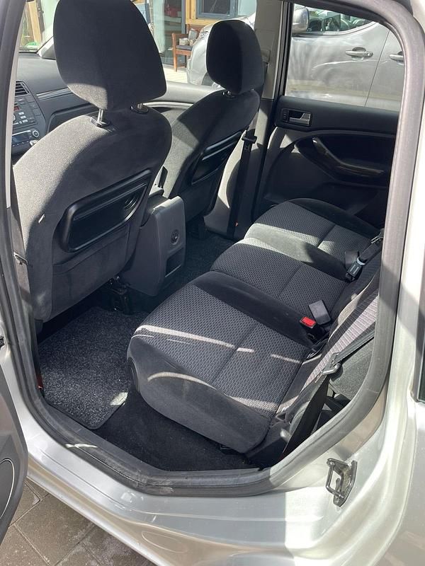 Second-hand Ford C-MAX 145 CP (106 kW) 2009 Argintiu Monovolum