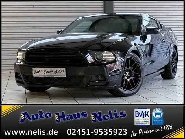 Second-hand Ford Mustang 305 CP (224 kW) 2014 Negru Coupe