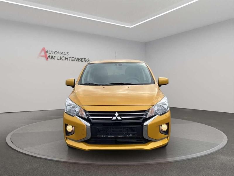 Neu Mitsubishi Space Star Select+ 71 PS (52 kW) 2025 Citringelb (m) Limousine