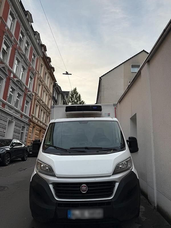 Weiß Gebraucht 2016 Fiat Ducato Van | 14.000 € (Fairer Preis) - Bild 1/4