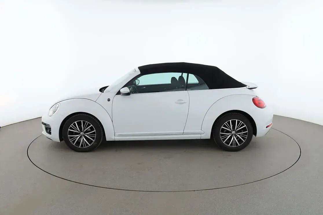 Gebraucht VW Beetle Sound 105 PS (77 kW) 2017 Weiß Kleinwagen