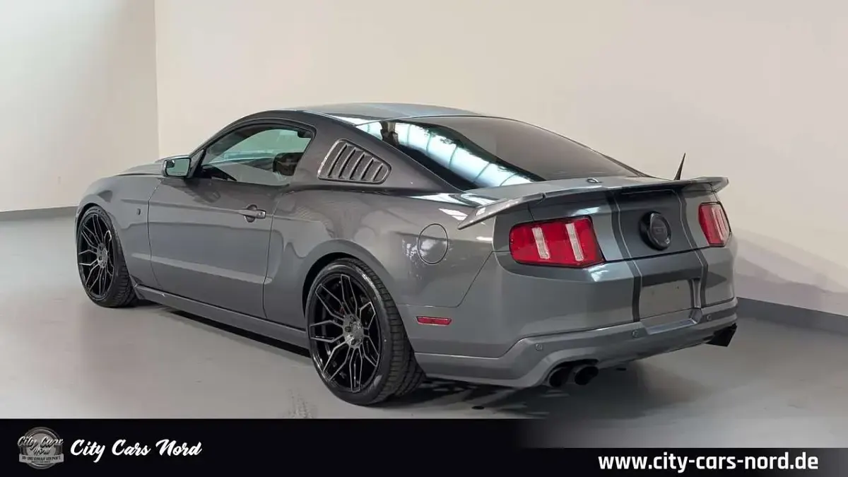 Gebraucht Ford Mustang GT 480 PS (353 kW) 2012 Grau Coupé