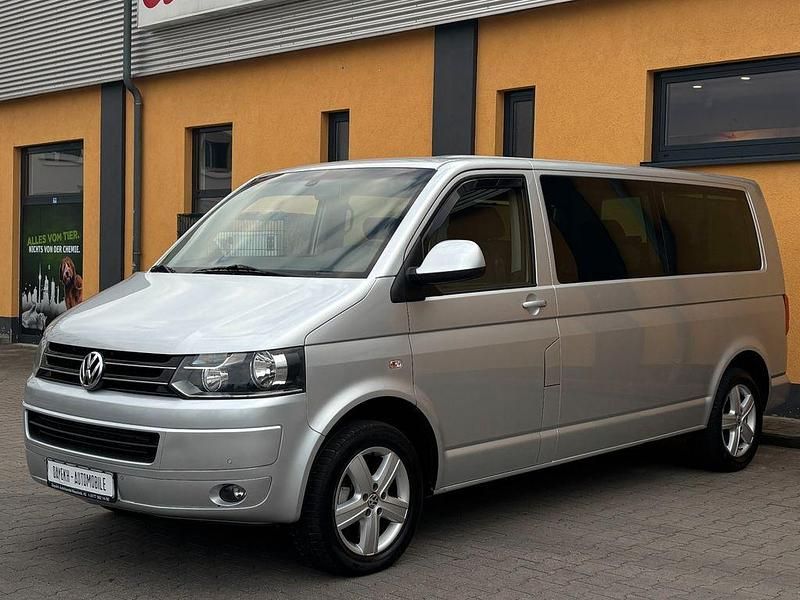 Silber Gebraucht 2010 VW Caravelle Comfortline Van / Kleinbus | 13.980 € (Guter Preis) - Bild 1/4