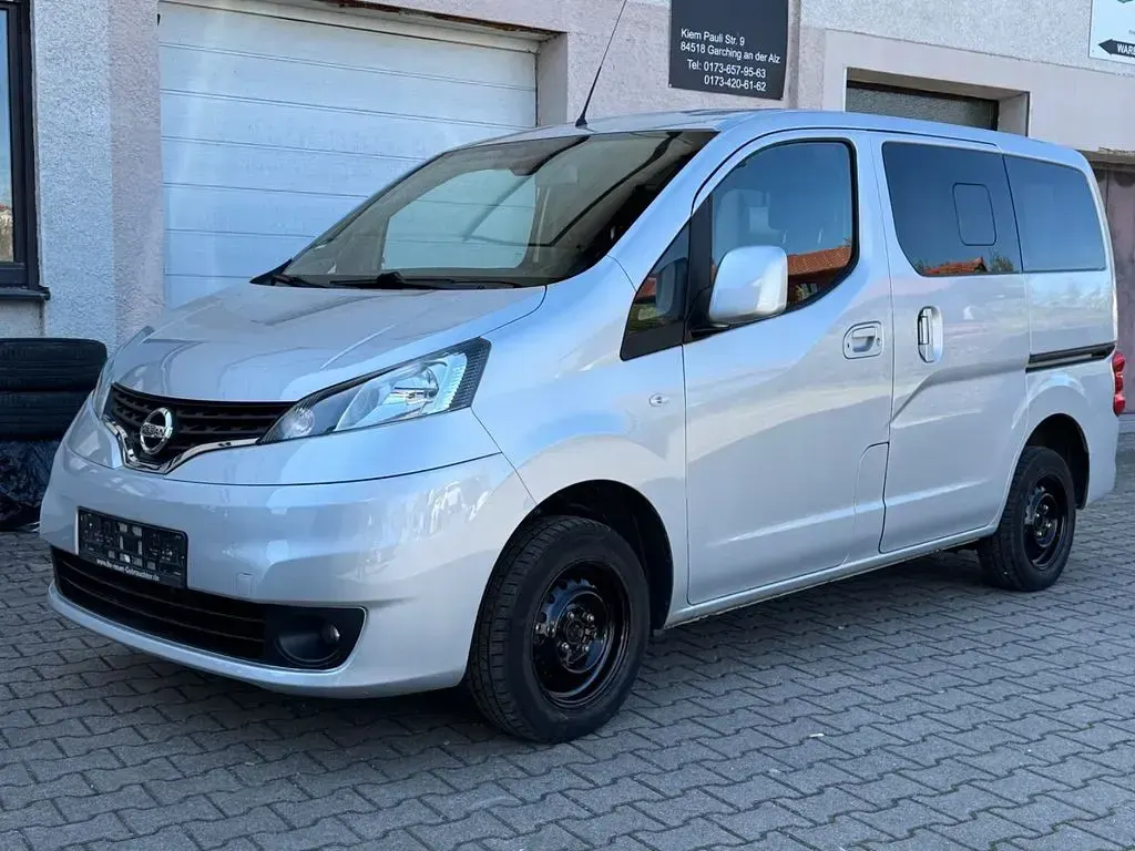 Gebraucht Nissan Evalia Tekna 110 PS (80 kW) 2015 Silber Van / Kleinbus